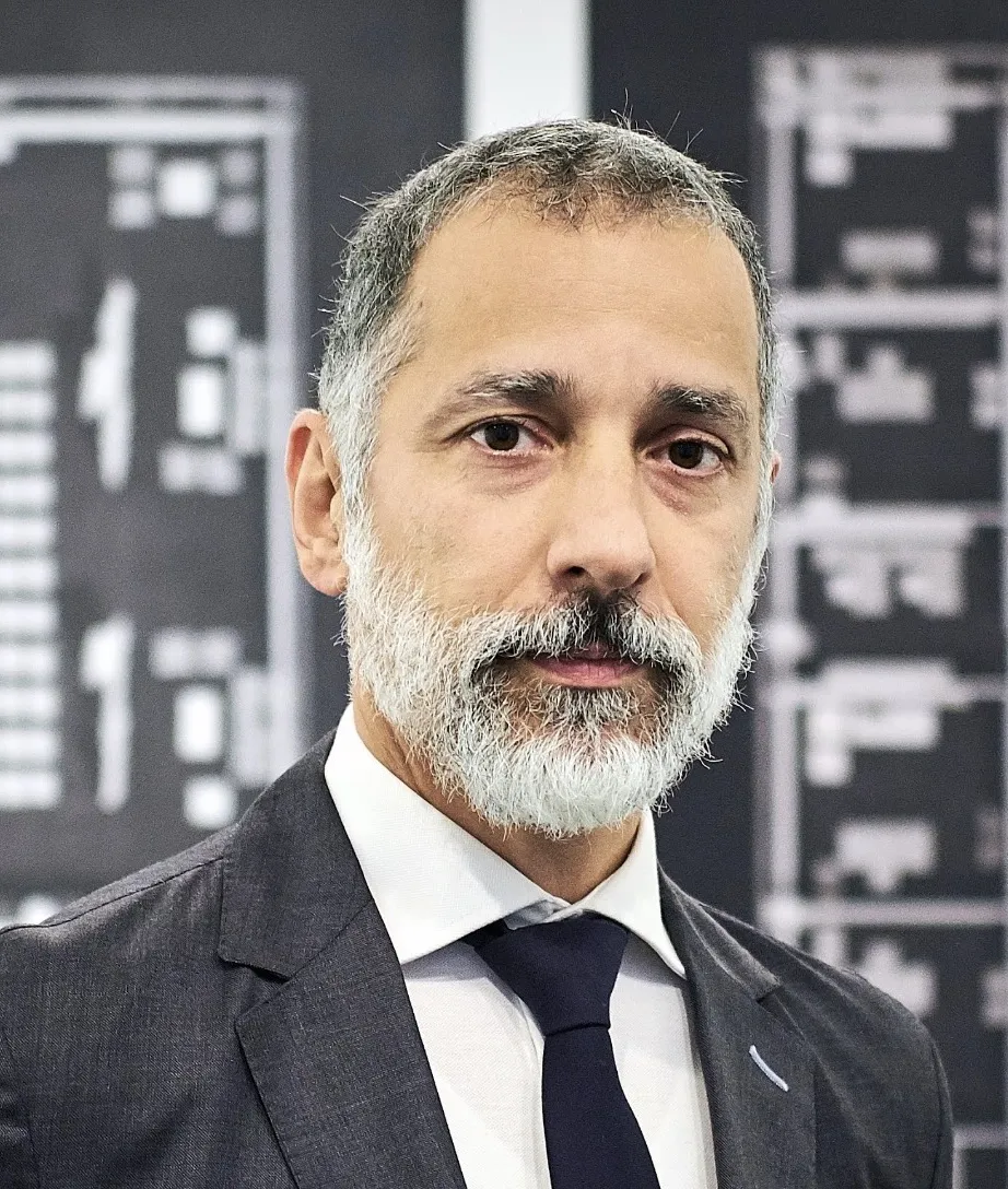 Ali Hirsa